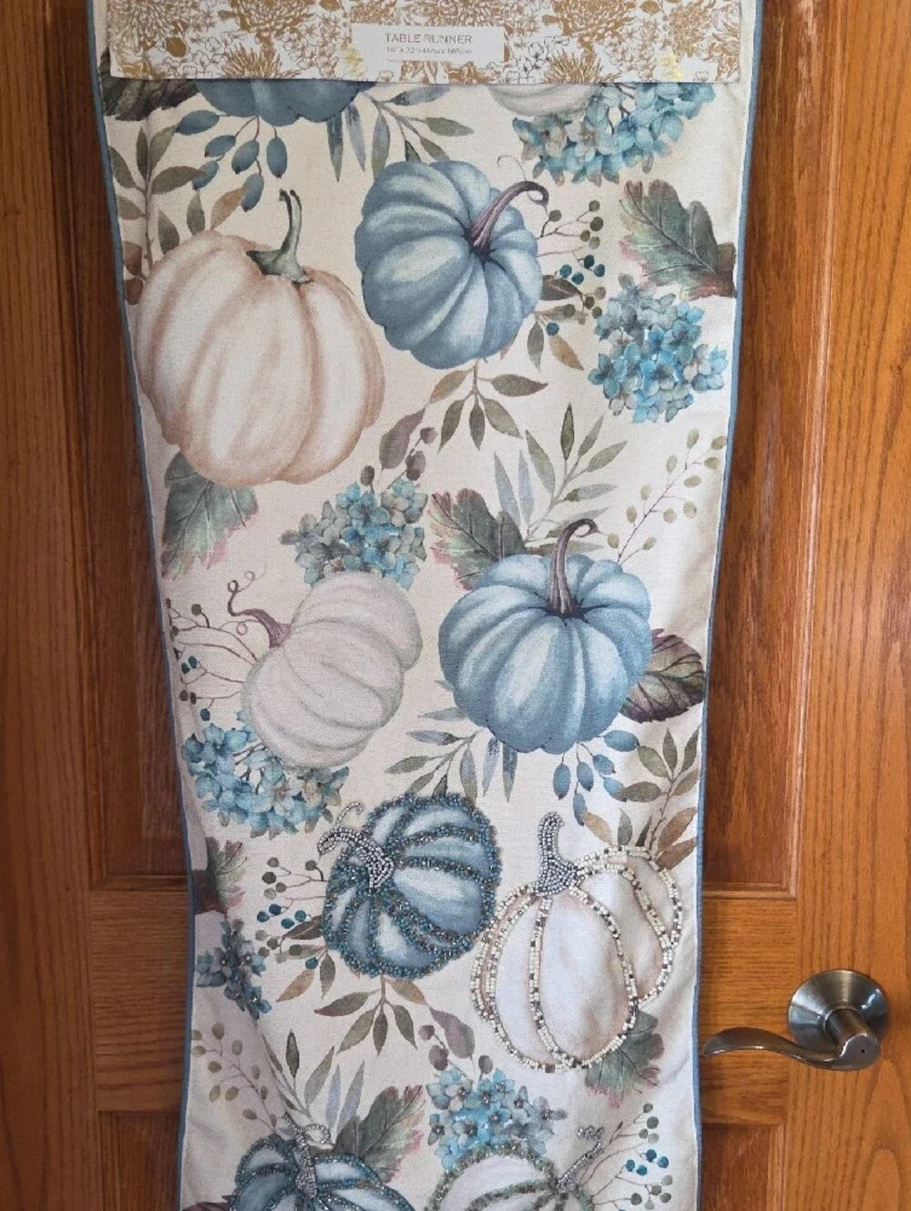 Shabby Chic seasonal table